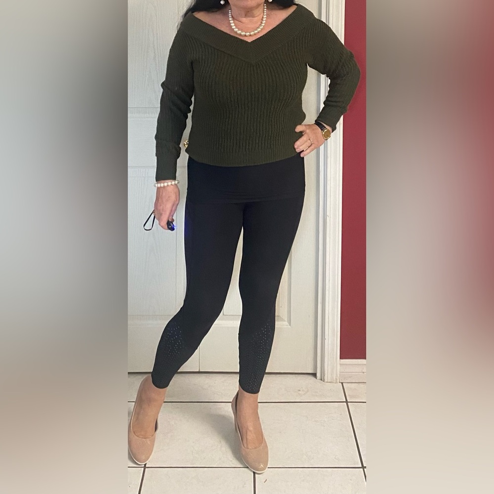 Only Women's Olive Green Pullover Knit Sweater - Picture 5 of 13
